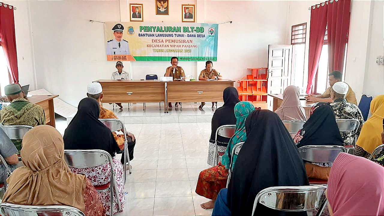 Penyaluran BLT-DD Tahap 2 (April-Juni) di Desa Pemusiran Berjalan Lancar