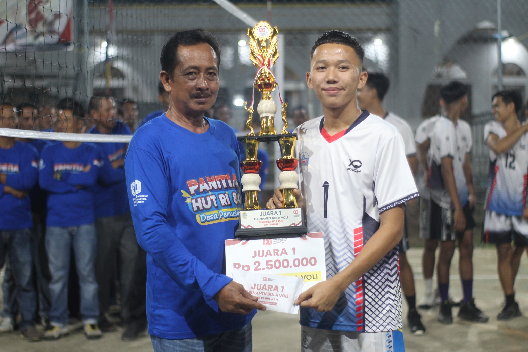 Turnamen Bola Voli Se-Kecamatan Nipah Panjang di Desa Pemusiran Resmi Ditutup, Tim Mahesa Raih Juara 1