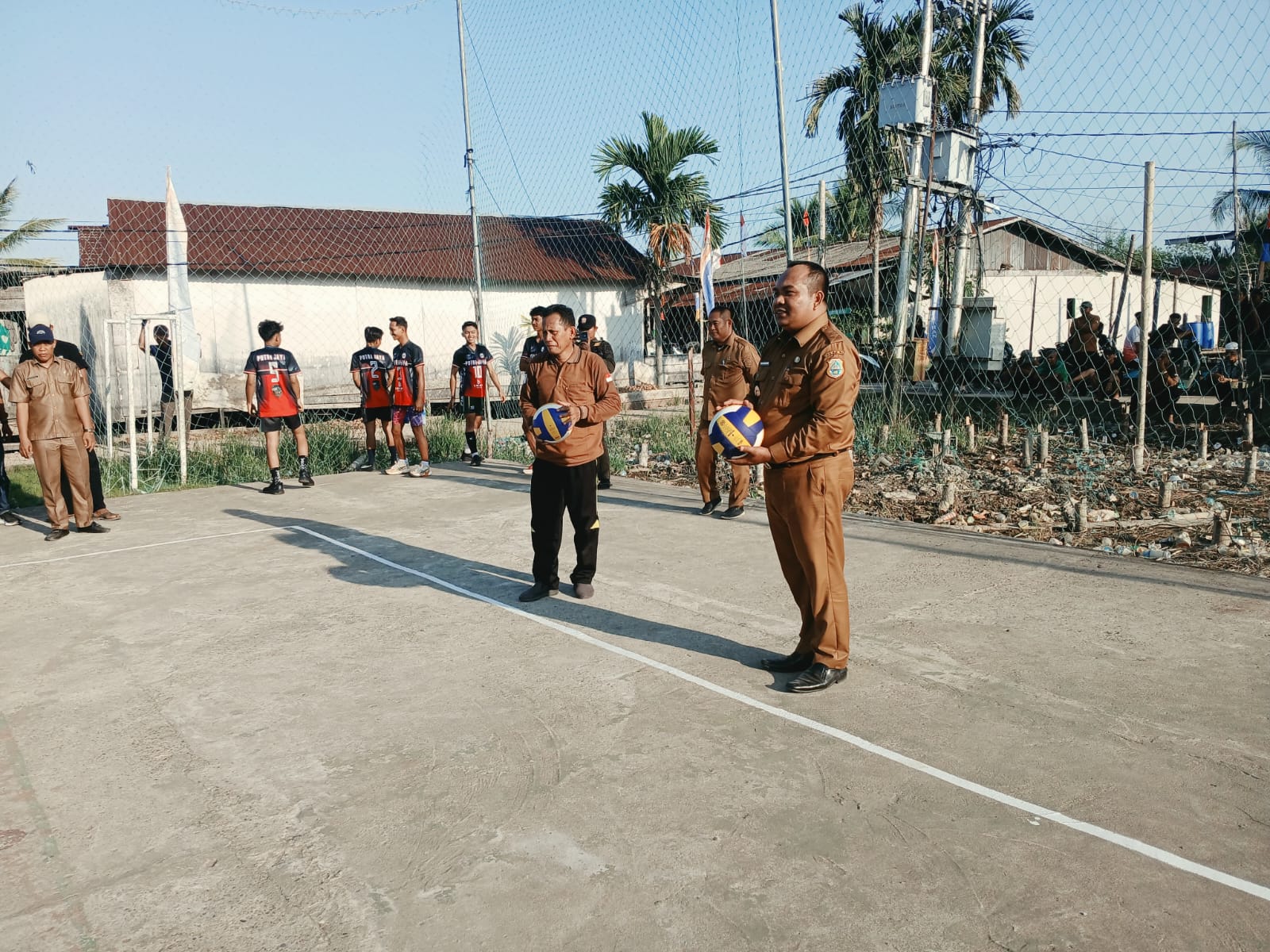 Open Turnamen Bola Voli Se-Kabupaten Tanjung Jabung Timur Resmi Dibuka di Desa Pemusiran